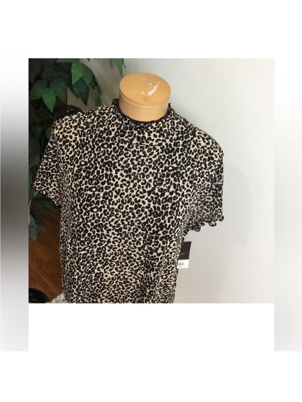 Nine West animal print ruffled mockneck short sleeve top Woman’s XL - Picture 4 of 11
